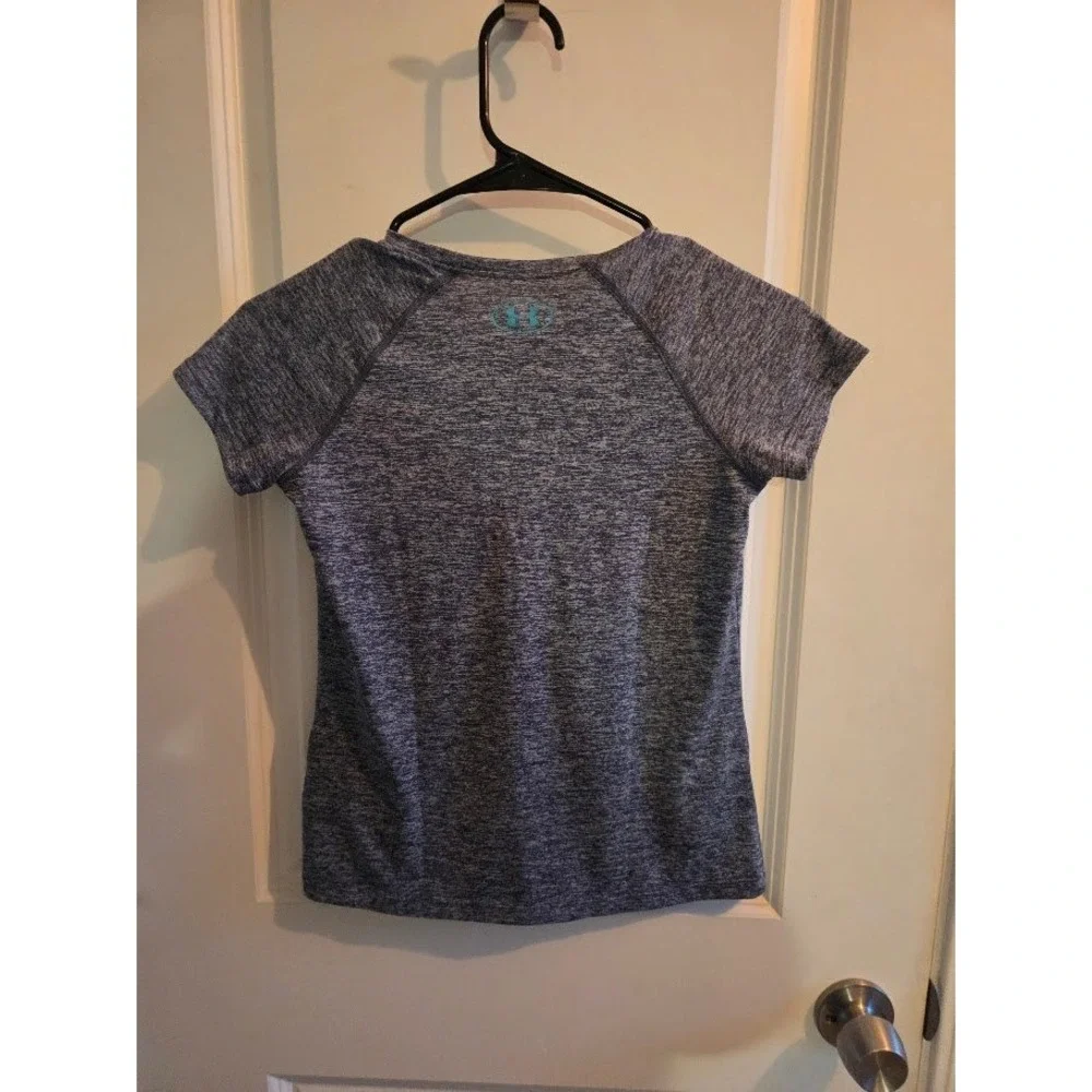 Under Armour Kids HeatGear Loose Fit Short Sleeve T-Shirt Lot of 2 Gray Blue YMD